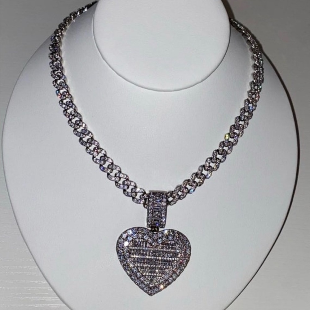 Silver Heart Pendant Necklace 16inch